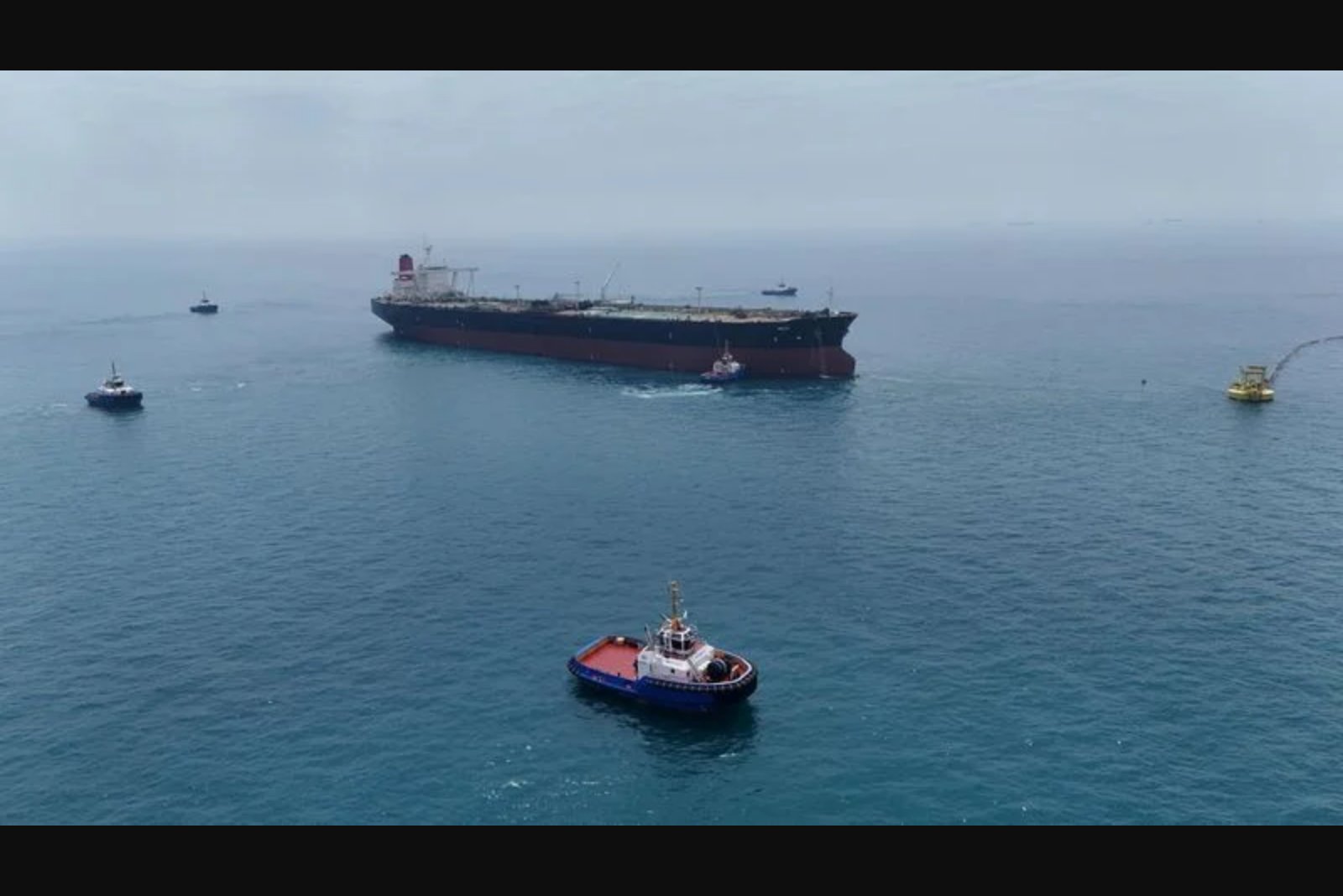 Oil Slides as Strait of Hormuz Flows Show Signs of Normalizing