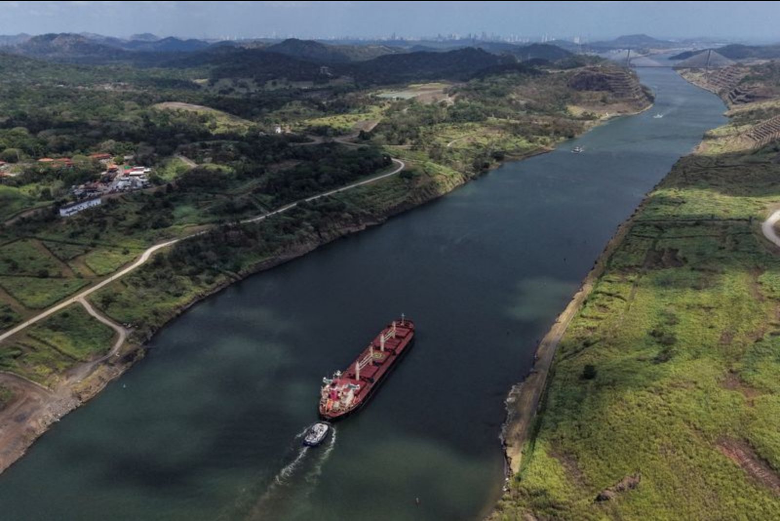 Panama Canal Authority Says Million-Dollar Auction Prices Reflect Short-Term Demand Spike