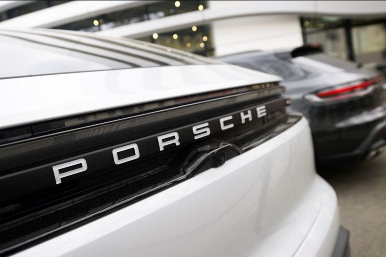 Porsche reduces executive board to seven, folds Car IT into R&D under new CEO