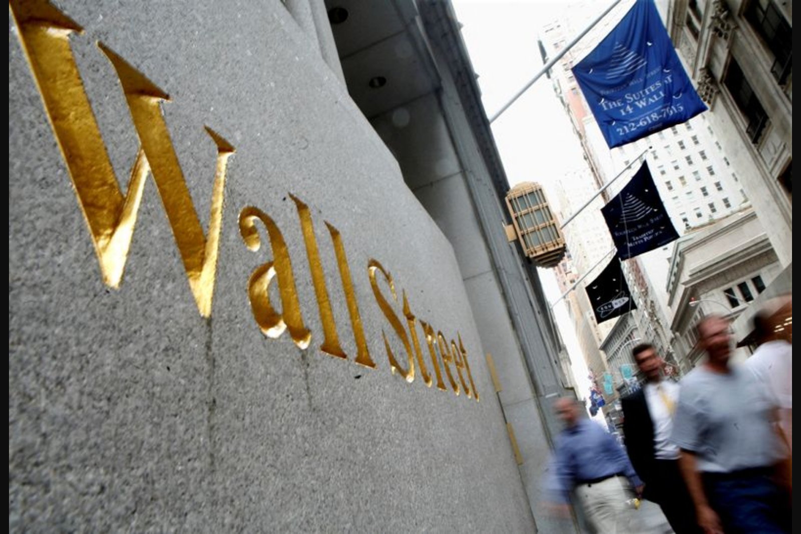 Earnings Season to Probe Whether Middle East Conflict Is Starting to Dent Corporate Profits