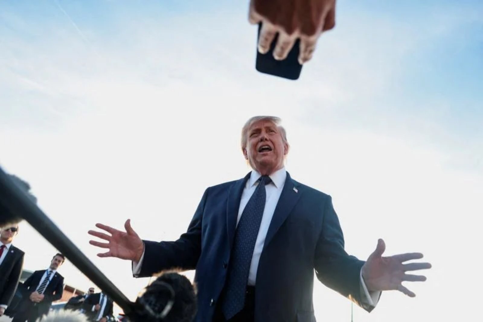Trump Calls for Halt to Utah’s All-Mail Primary Ahead of State Vote