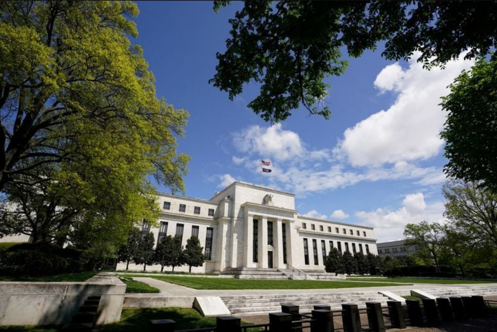St. Louis Fed Paper Proposes Narrower 'Core' PCE Exclusion to Better Capture Consumer Inflation