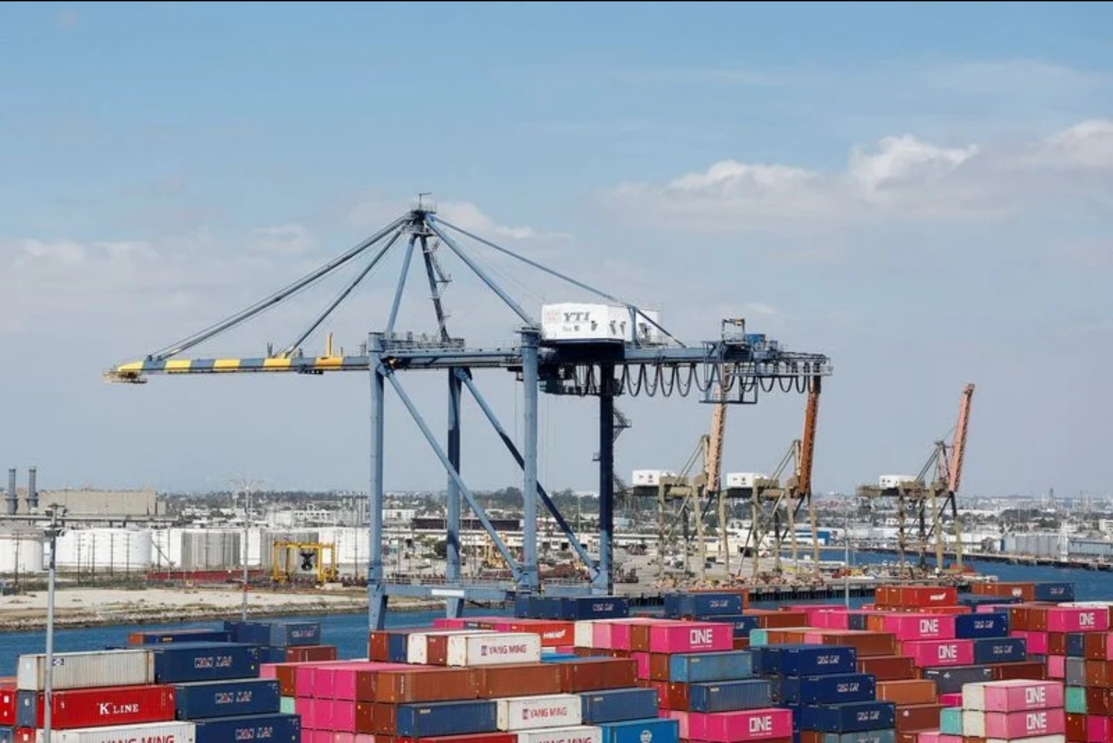 White House Mulls Further Jones Act Waivers as Iran Tensions Pressure Energy Markets