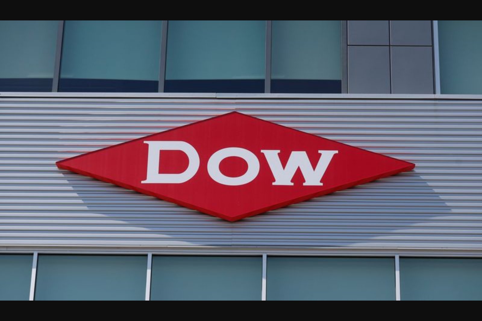 Dow names Karen Carter CEO as Jim Fitterling shifts to executive chair amid restructuring