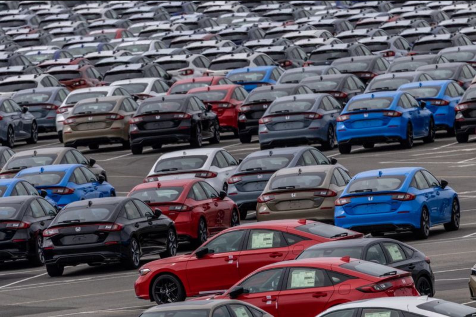 U.S. Q1 Auto Sales Poised to Slide as Affordability and Geopolitics Weigh on Demand