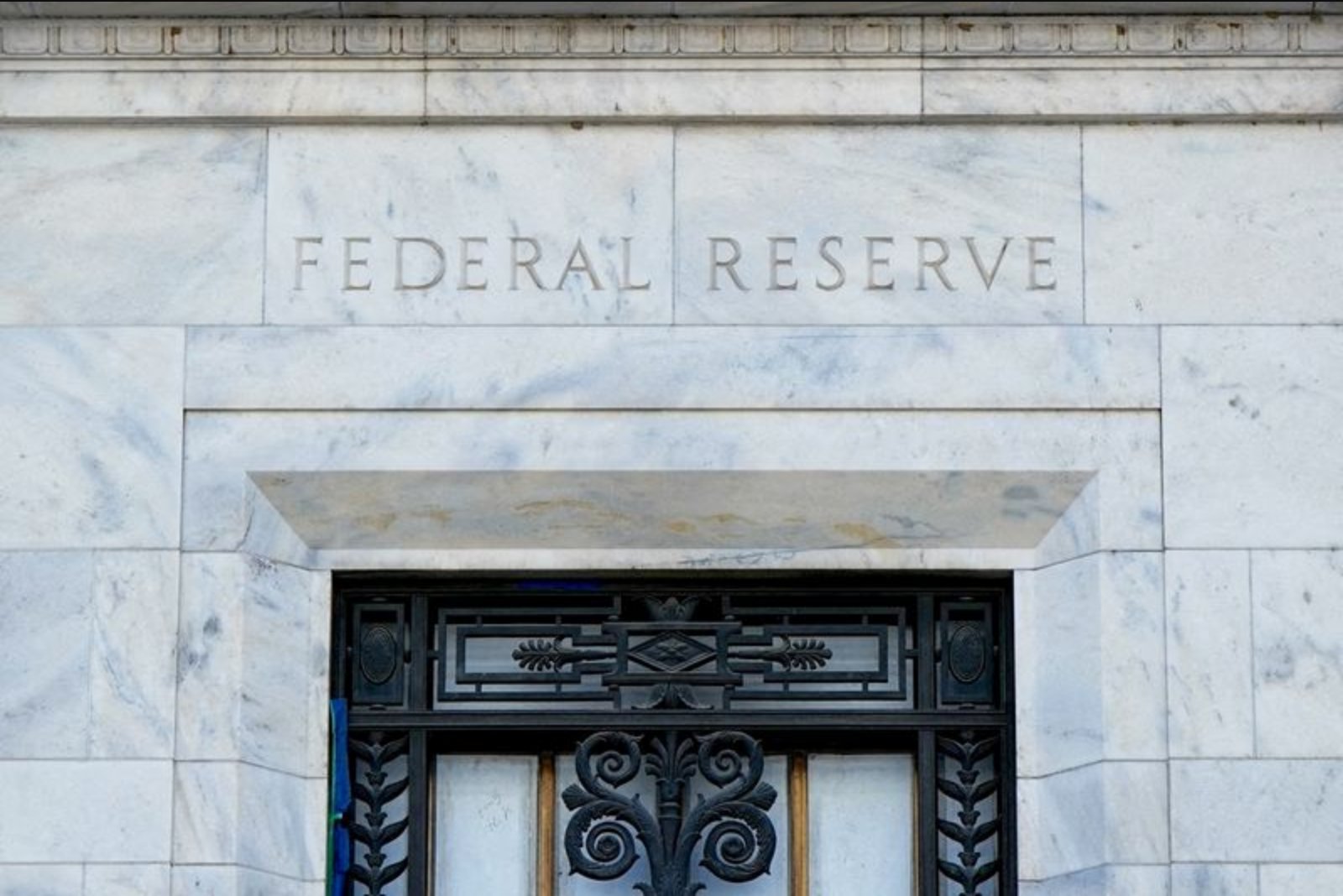 Regional Fed Presidents at Center of a Test on Central Bank Independence