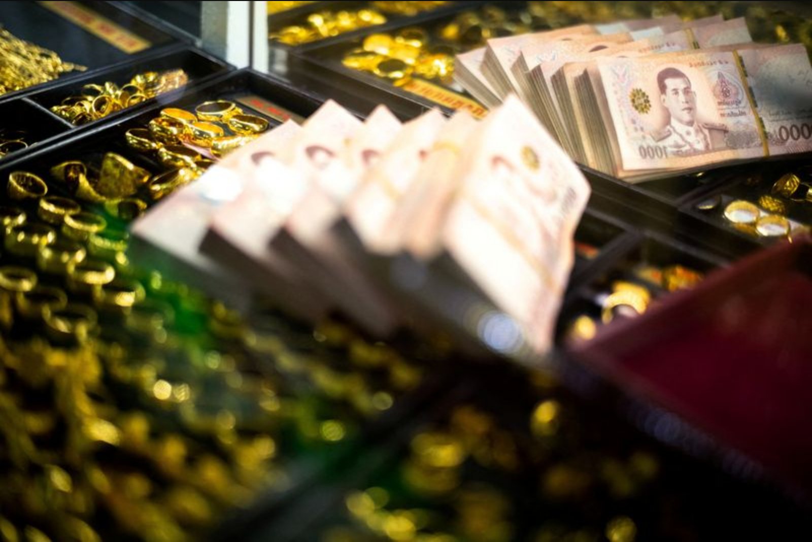 Thailand to Limit Daily Gold Trades as Rapid baht Gains Threaten Export, Tourism Competitiveness