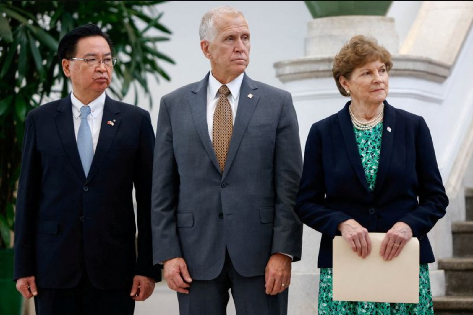 U.S. Senator Urges Taiwan to Heed Hong Kong’s Fate as Defence Vote Stalls