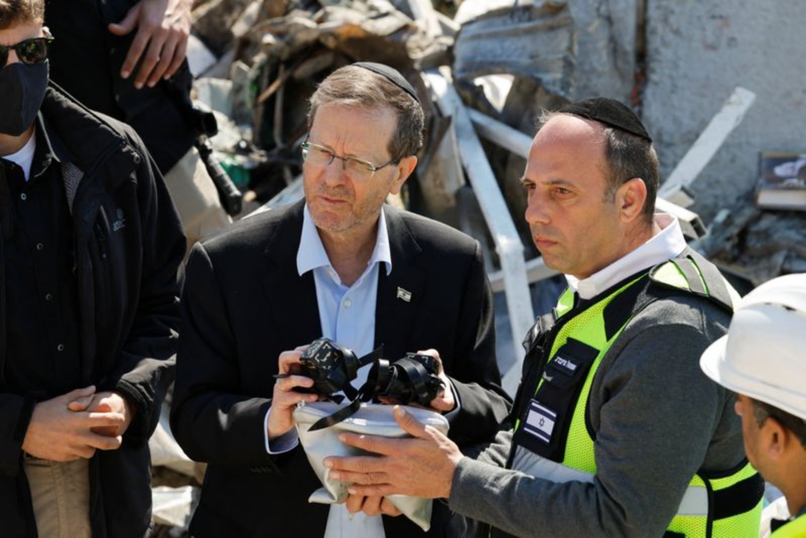 Herzog Says Focus Should Be on 'End Result' as Israel and U.S. Intensify Strikes on Iran