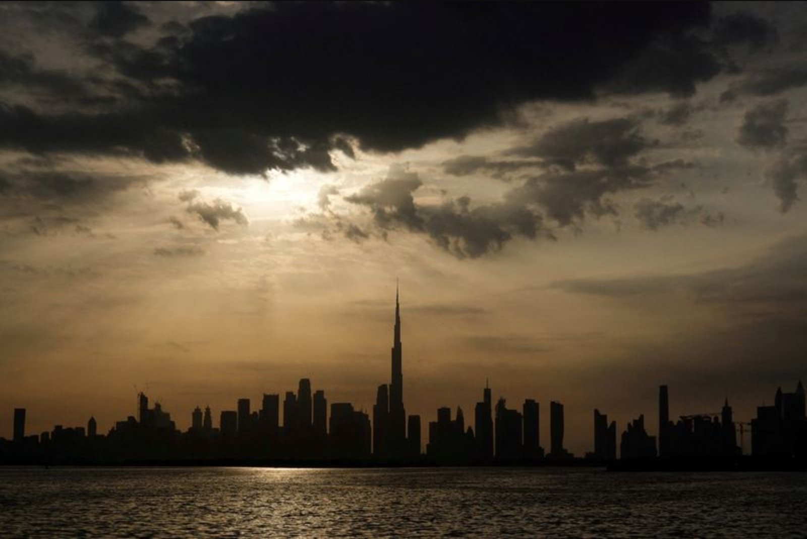 Dubai real estate shows early cracks as regional conflict weighs on demand