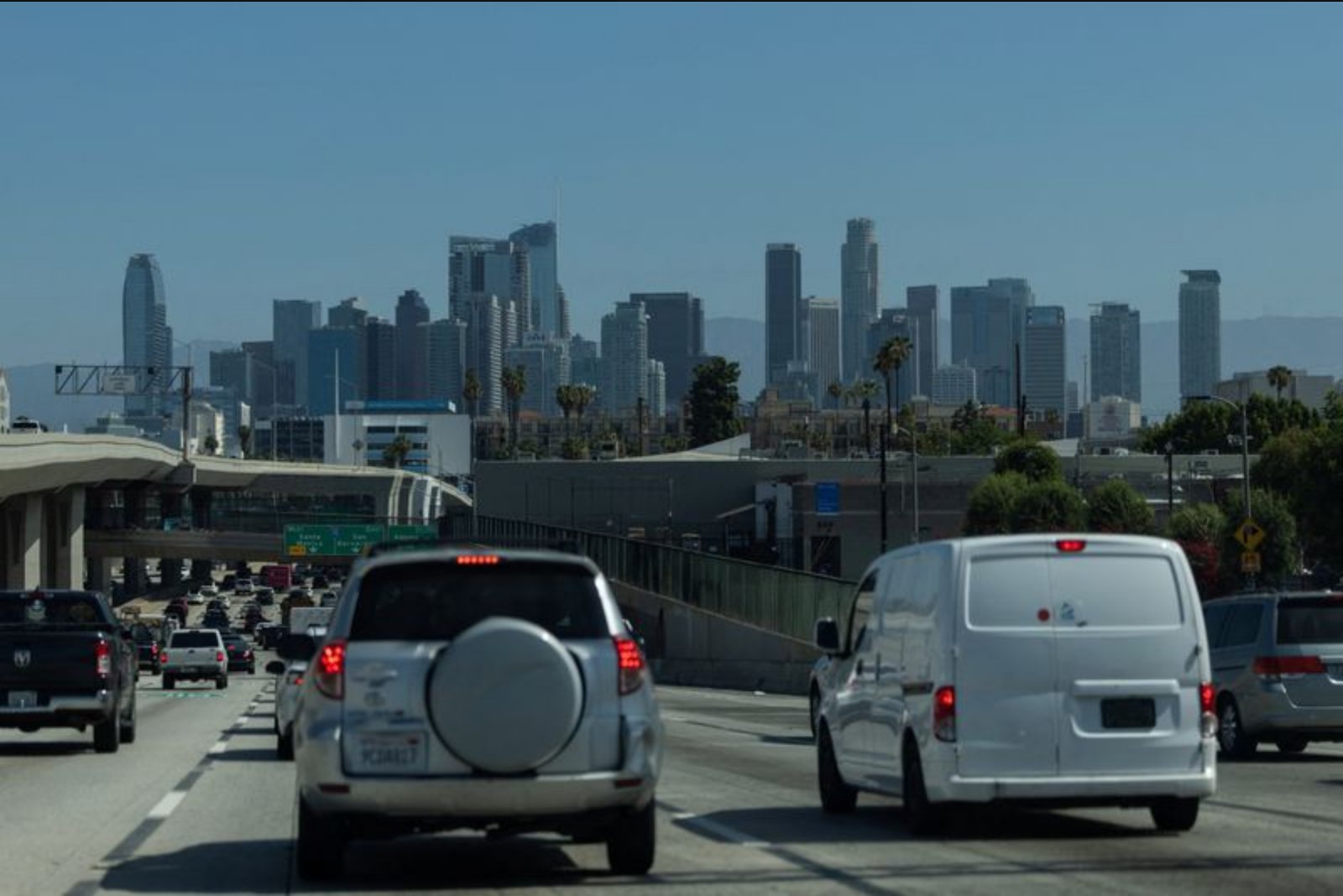 EPA Moves to Postpone Enforcement of Biden-Era Vehicle Pollution Standards