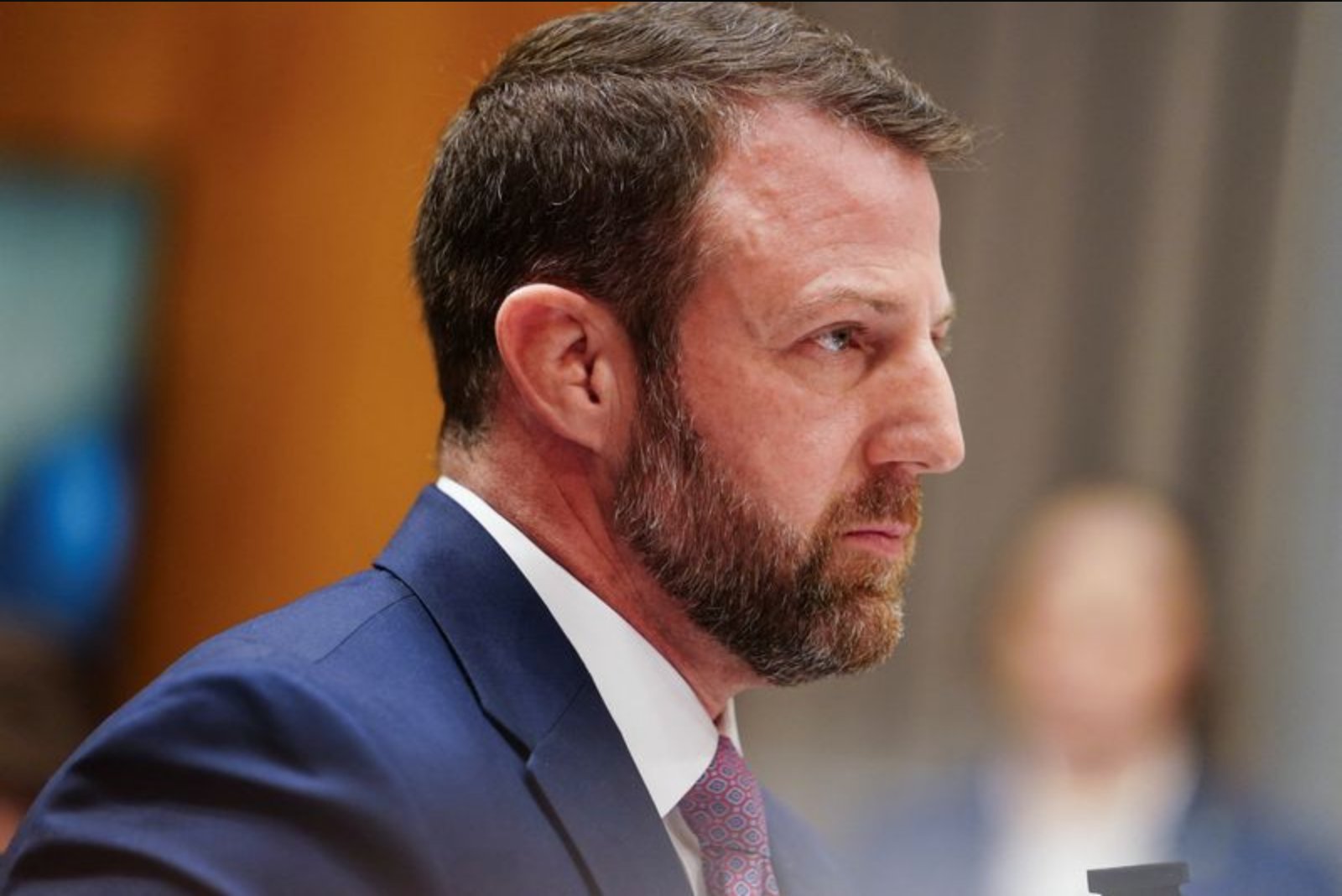 Senate Panel Advances Mullin Nomination Despite GOP Chairman's Opposition