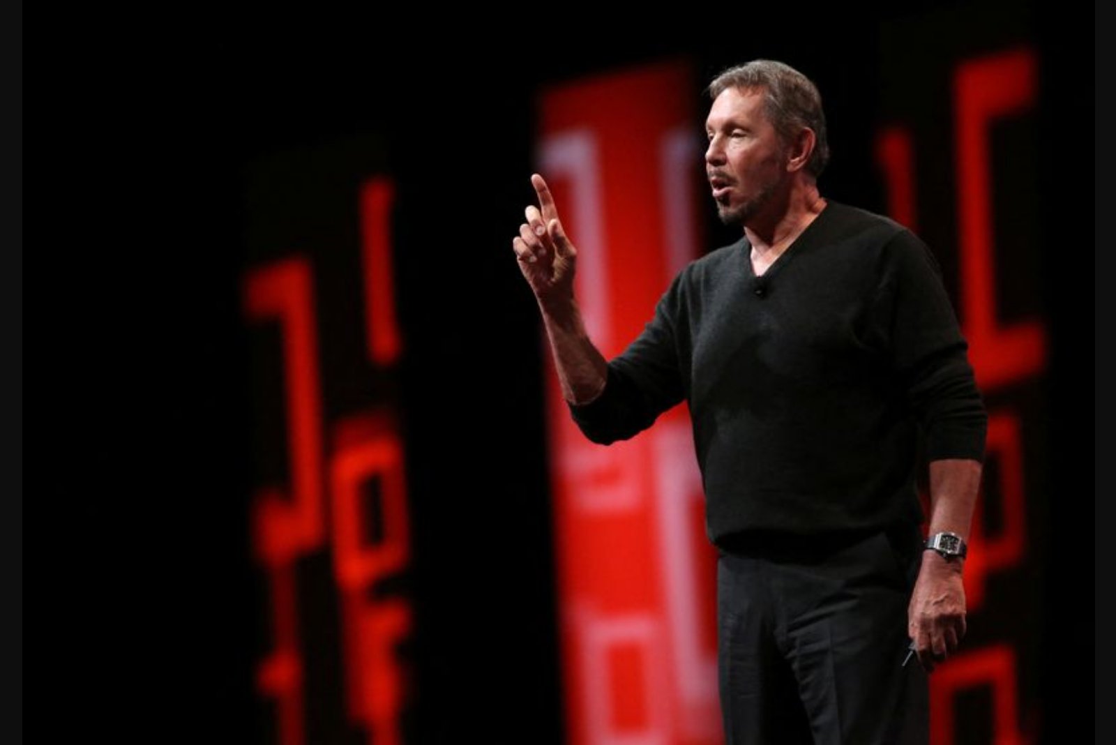 Oracle Shares Slip After Company Outlines $45-$50 Billion Plan to Boost Cloud Capacity