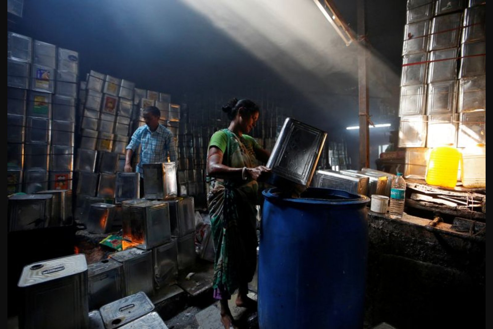 India's Private Sector Growth Slows to Three-Year Low as Middle East Conflict Fans Price Pressures