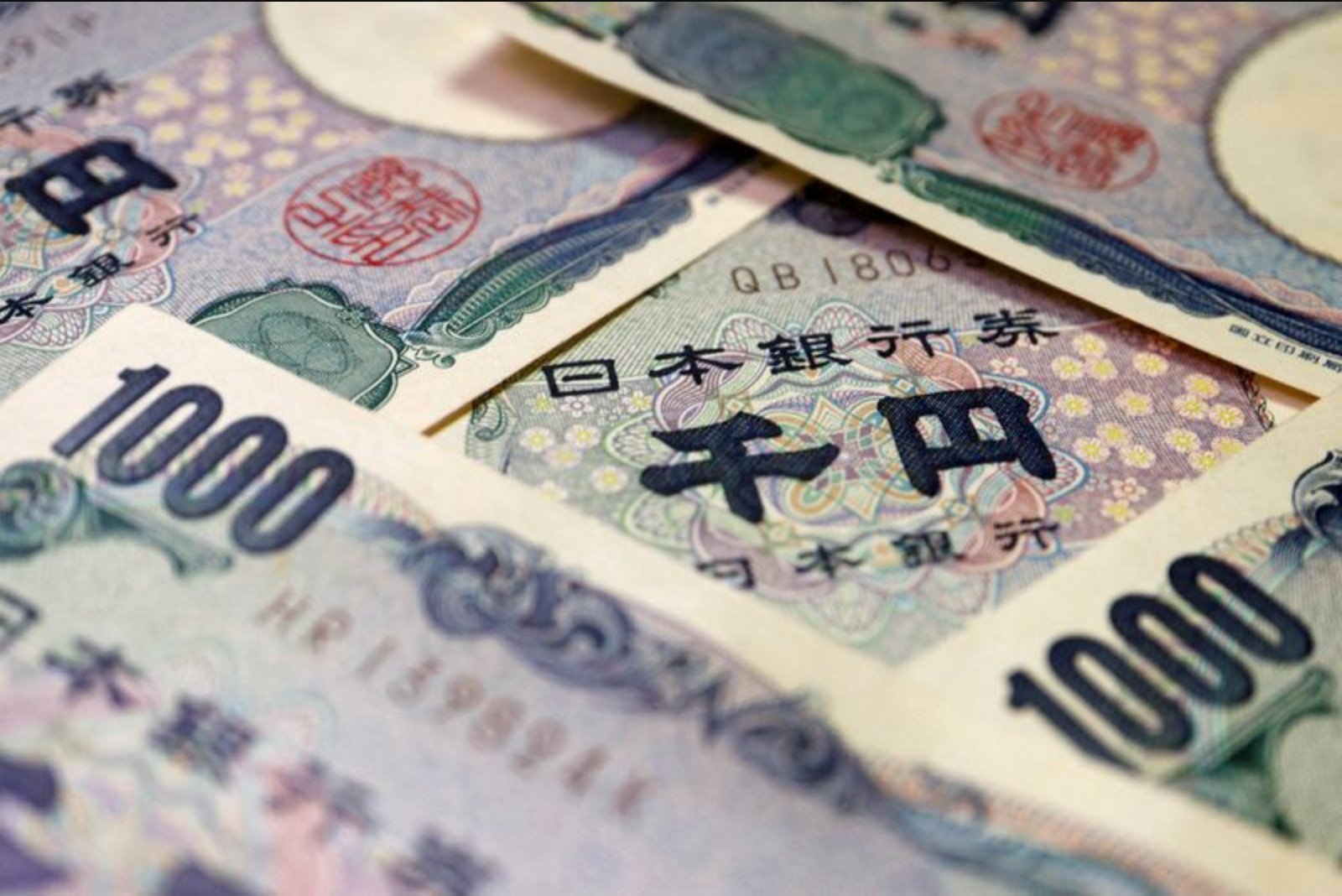 Markets on Edge as Yen Rally Raises Prospect of Official Intervention