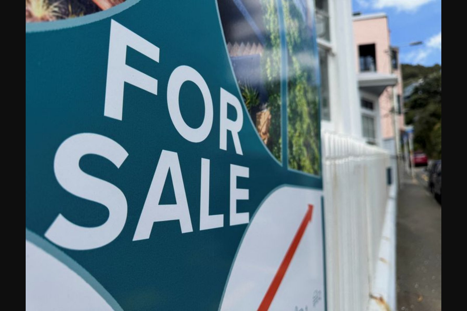 Housing slump leaves New Zealand searching for a fresh recovery plan