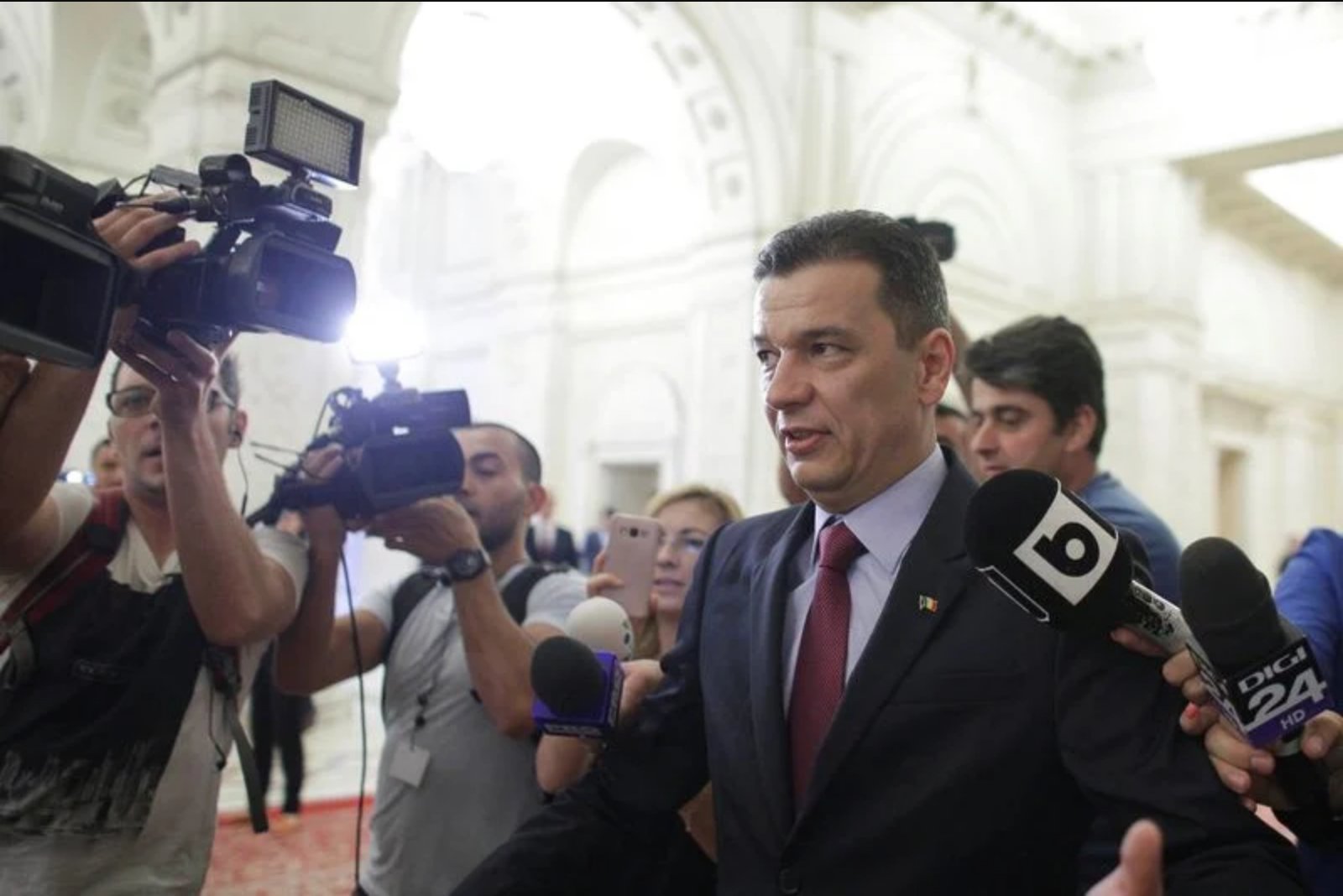 Social Democrats Put Forward Sorin Grindeanu as PM Candidate as Romania Faces Government Deadlock